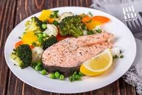 غذای رژیمی ژاپنی با ماهی بدون چربی