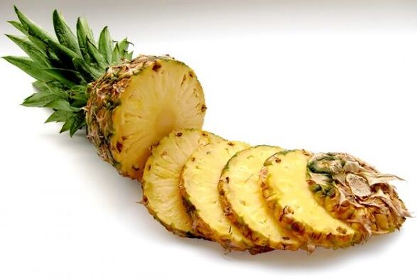 آناناس غذایی است که به کاهش وزن کمک می کند. 