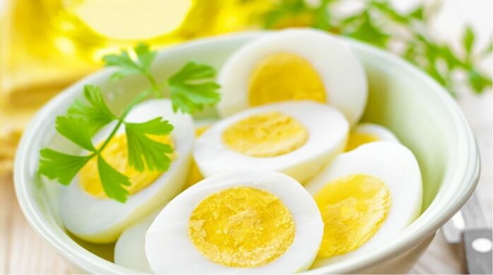 تخم مرغ آب پز